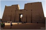Der Horus-Tempel in Edfu<br>Bild 2/50