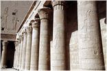Der Horus-Tempel in Edfu<br>Bild 37/50