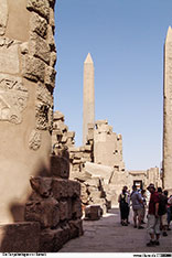Die Tempelanlagen vonb Karnak <br>Bild 37/69