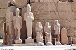 Die Tempelanlagen vonb Karnak <br>Bild 45/69