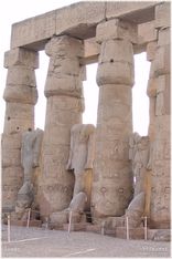 Die Tempelanlagen von Luxor <br>Bild 21/43